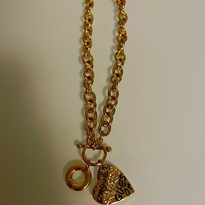Guess golden necklace and bracelet